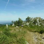 Parque de Campismo Le Montbartoux 3*