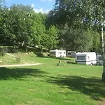 Le Montbartoux Parque de Campismo