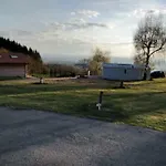 Le Montbartoux Camping 3*