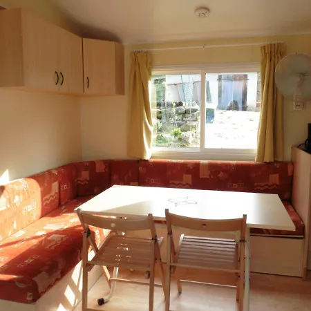 Le Montbartoux 3* Vollore-Ville