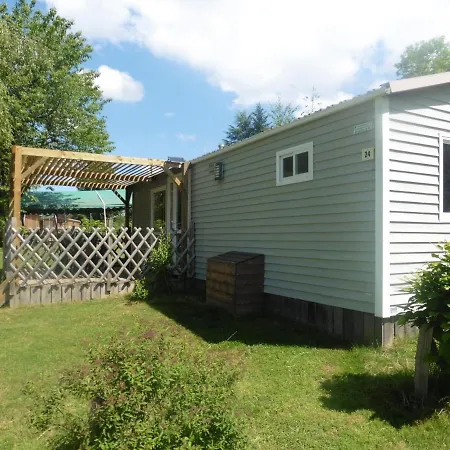 Le Montbartoux Camping Vollore-Ville