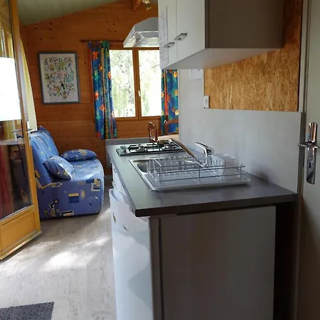 Кемпинг Le Montbartoux 3*